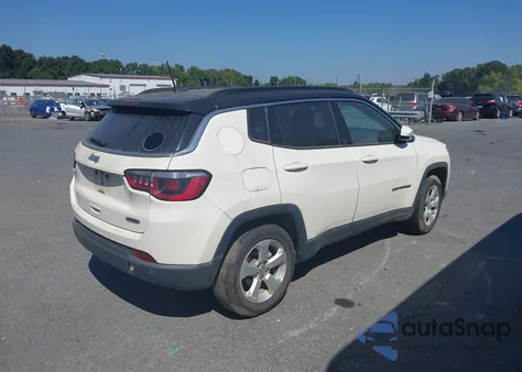 2018 Jeep Compass Latitude Fwd z USA, uszkodzony, nr VIN 3C4NJCBB0JT300094